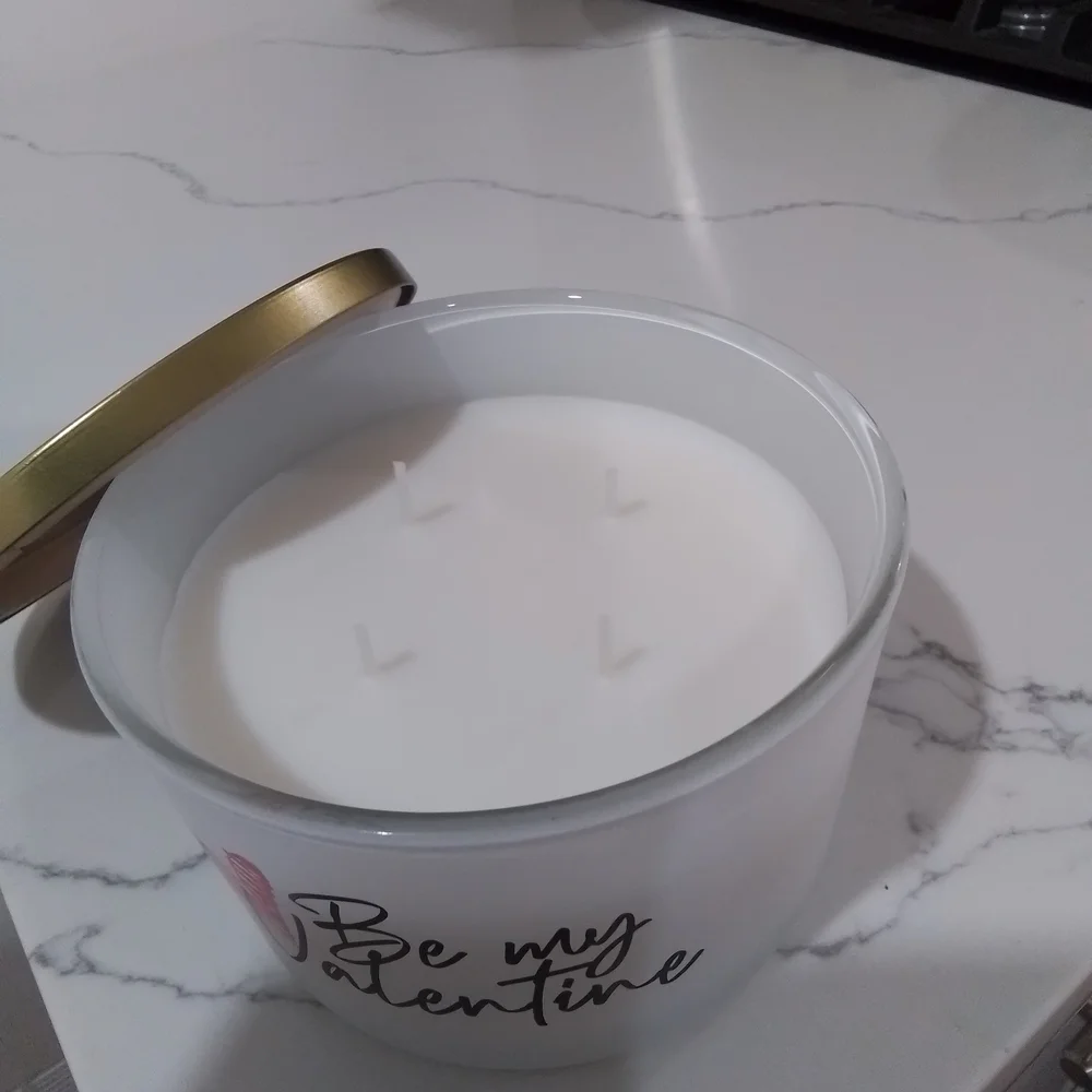 Valentine's Day Candle with Gold Lid